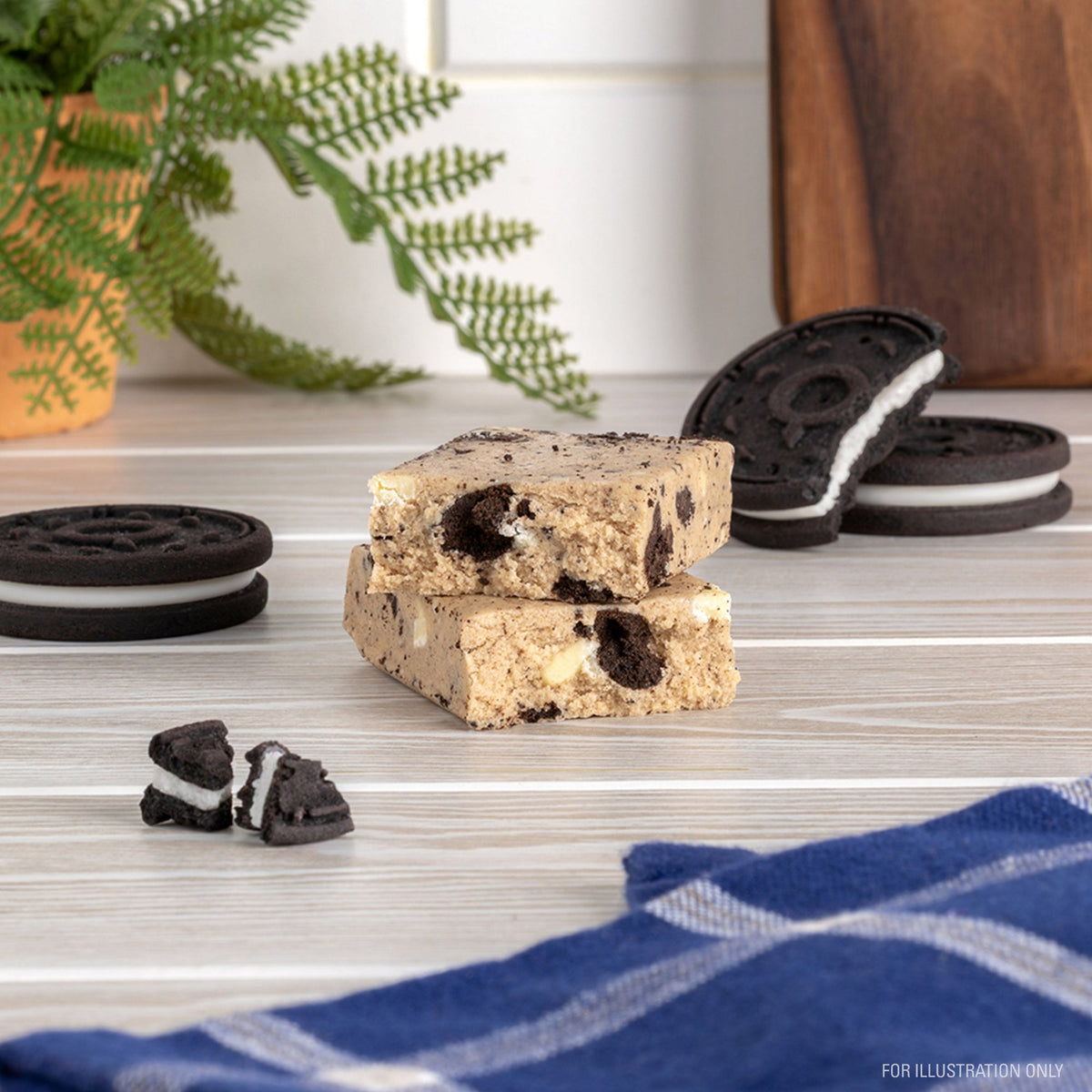 cookies-and-cream-protein-bars-d2 15807_QN_USA_ProteinBar_CAC_InterimAssetUpdate_Digital_Tabletop1.jpg